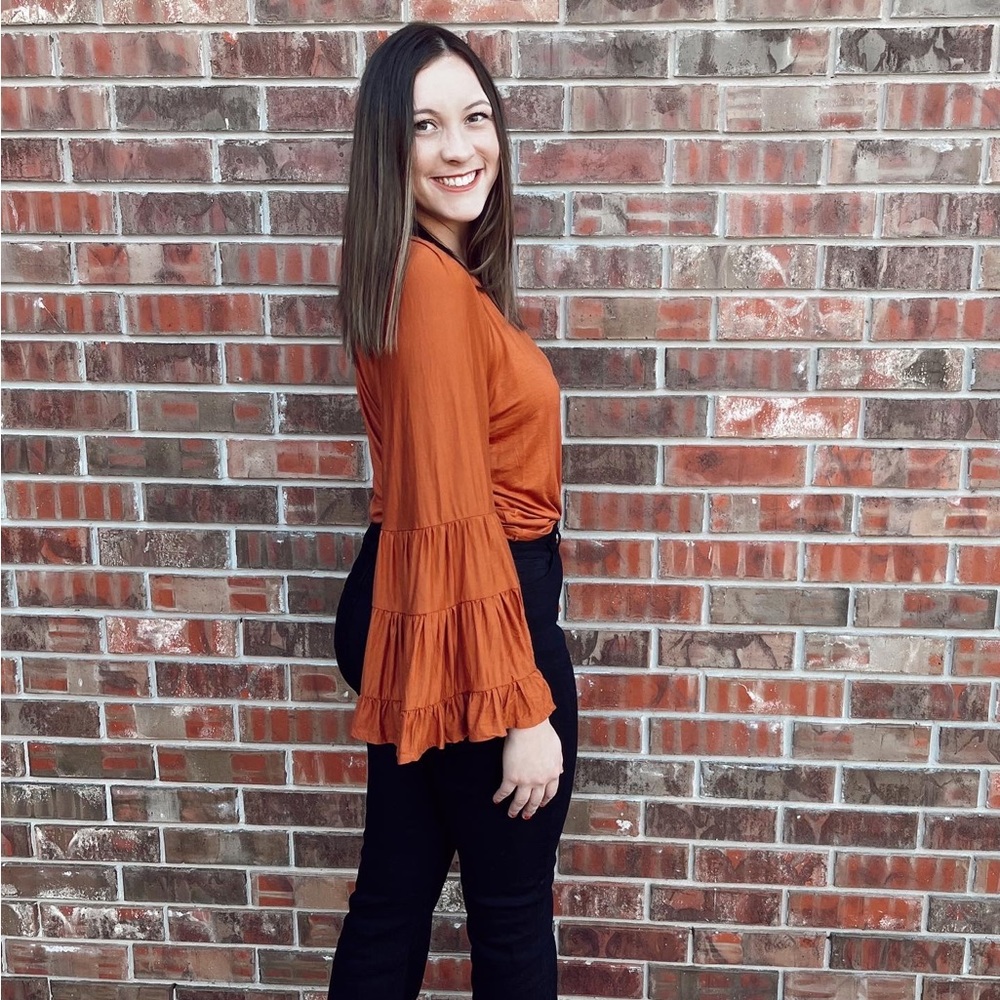 Meet your Posher, Alyissa